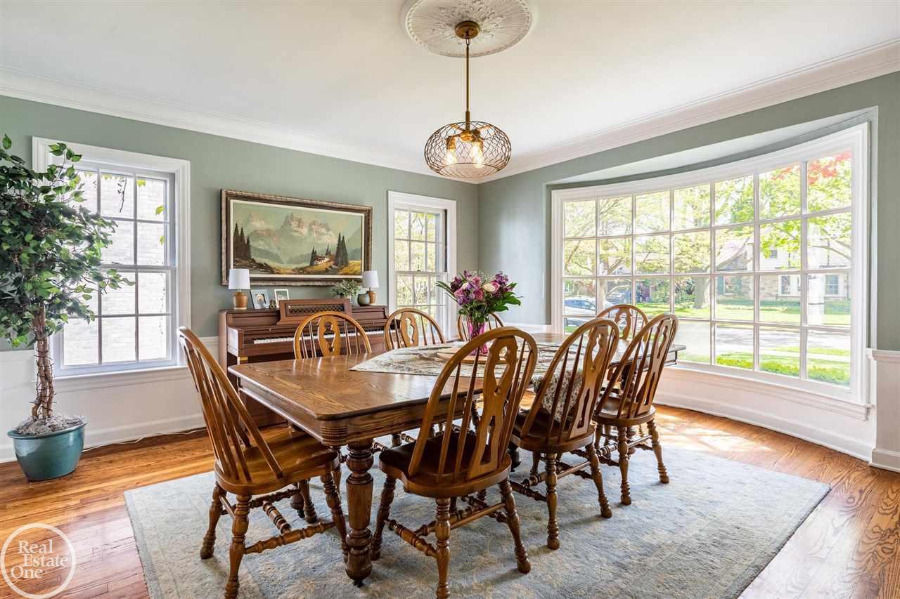 1031 Harvard Road Grosse Pointe, MI 48230 - Photo 11 of 42 50073932-10.JPG