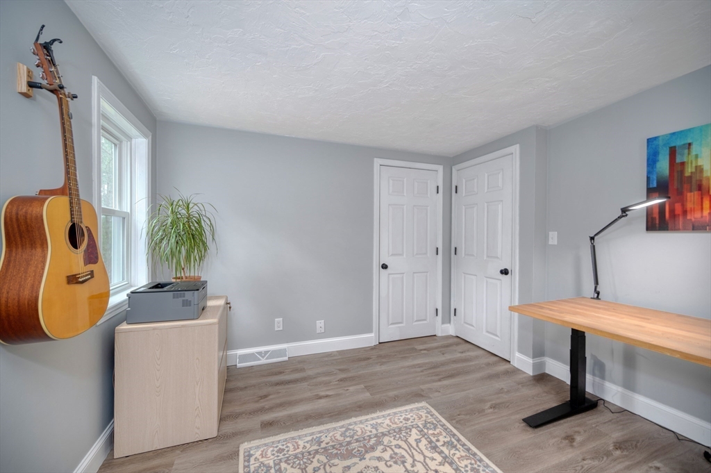 19 Spring Street Plympton, MA 02367 - Photo 14 of 42 Gallery Image 14