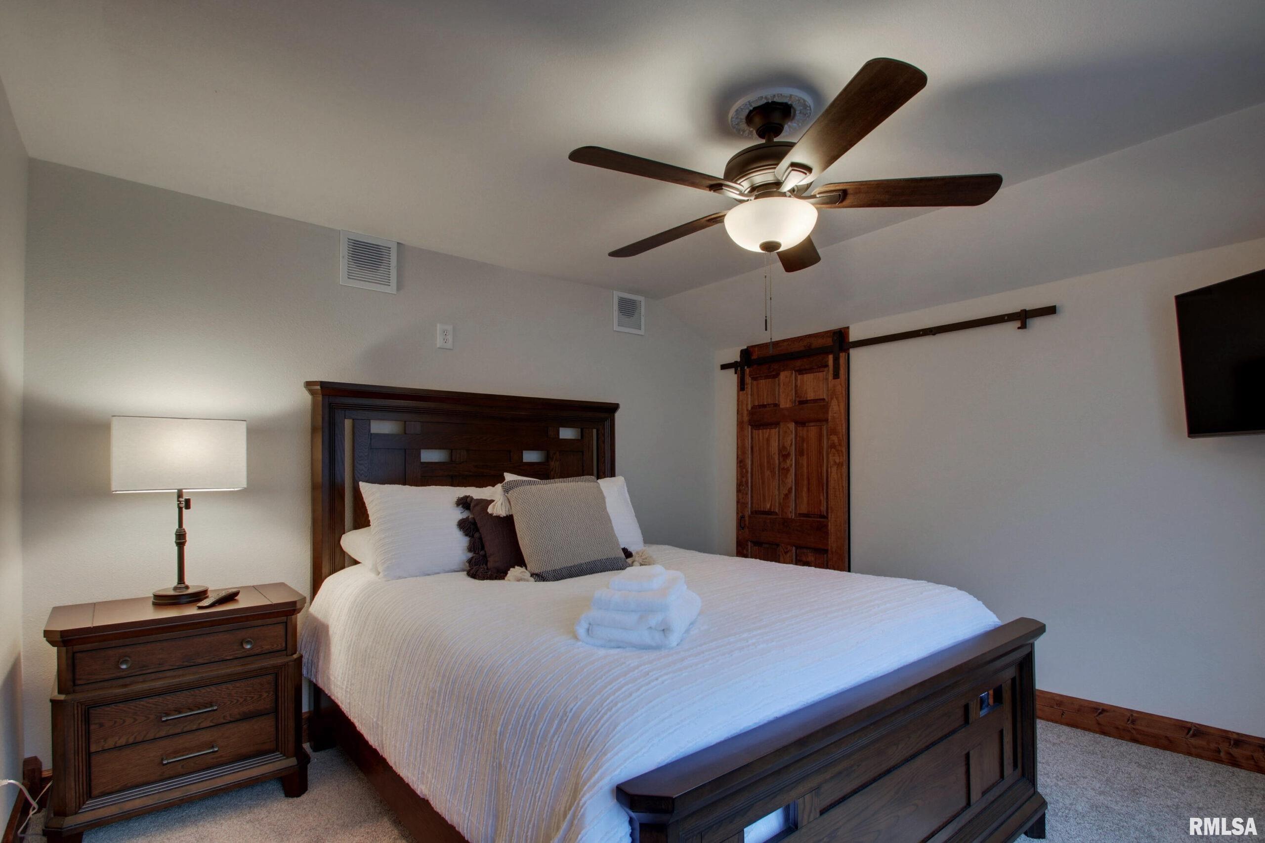 129 East Main Street Mount Sterling, IL 62353 - Photo 14 of 27