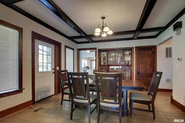 $295,000 | 129 East Main Street, Mount Sterling, IL 62353