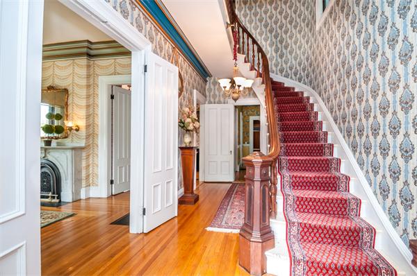 42 Chute Street Reading, MA 01867 - Photo 6 of 28
