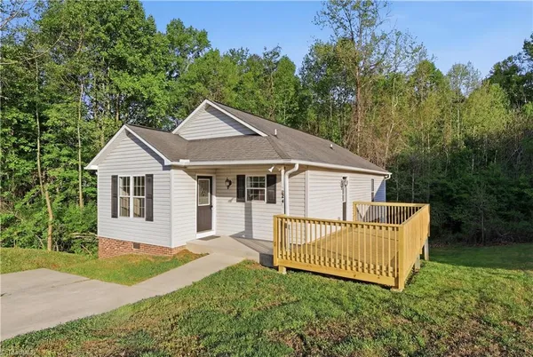 $225,000 | 24 Stoney Point Court, Thomasville, NC 27360