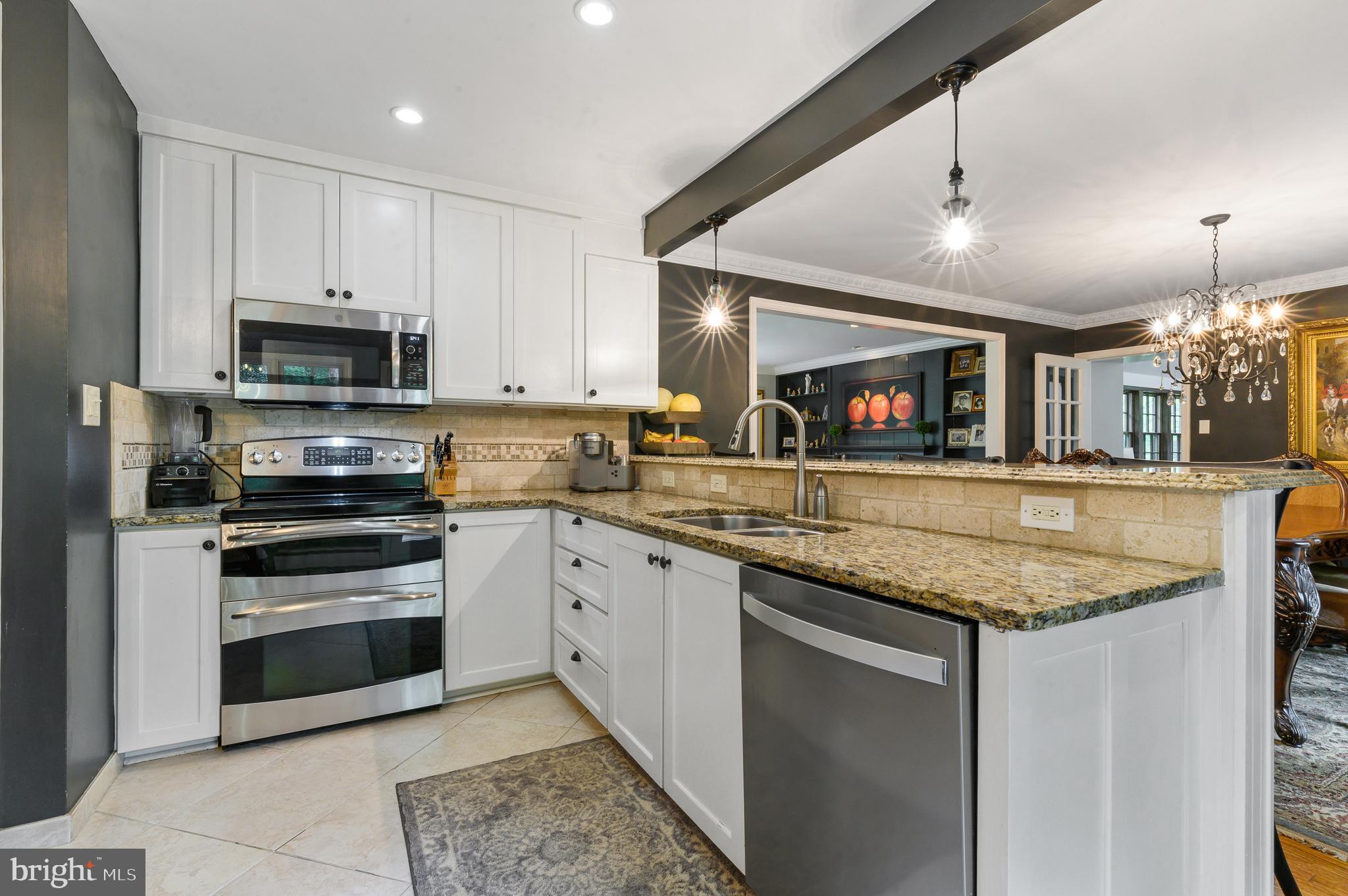 2401 Buttonwood Road Berwyn, PA 19312 - Photo 11 of 38