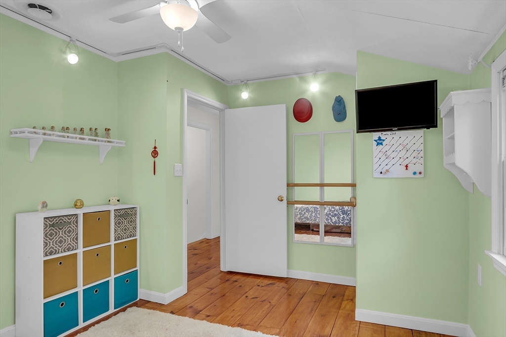 145 Flavell Road Groton, MA 01450 - Photo 29 of 37 Gallery Image 29