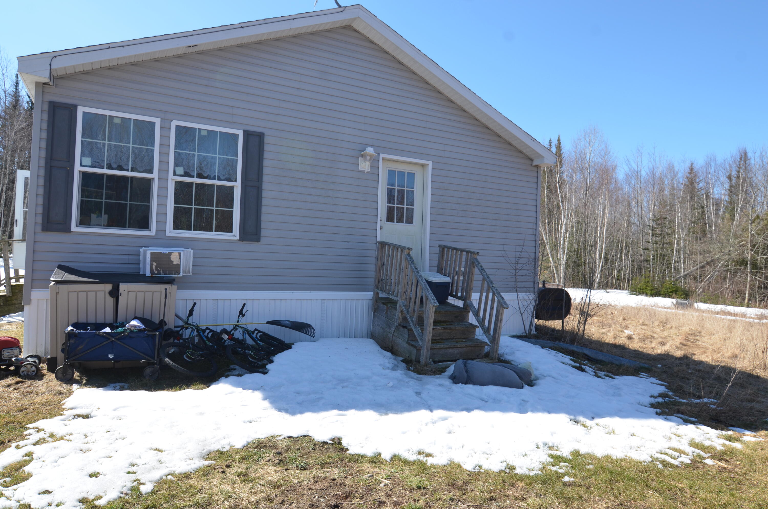 78 Loop Road South Searsport, ME 04974 - Photo 3 of 28 DSC_4570