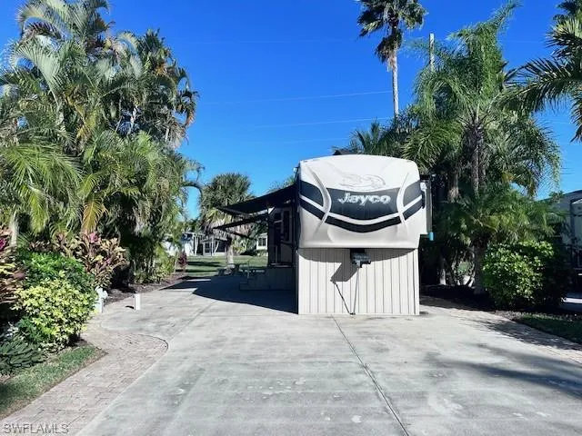 $189,000 | 1687 Diamond Lake Circle, Naples, FL 34114