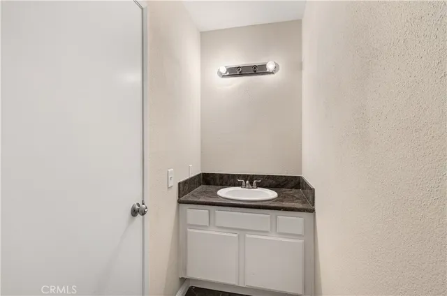 $599,000 | 11384 Dronfield Terrace, Unit 36, Pacoima, CA 91331