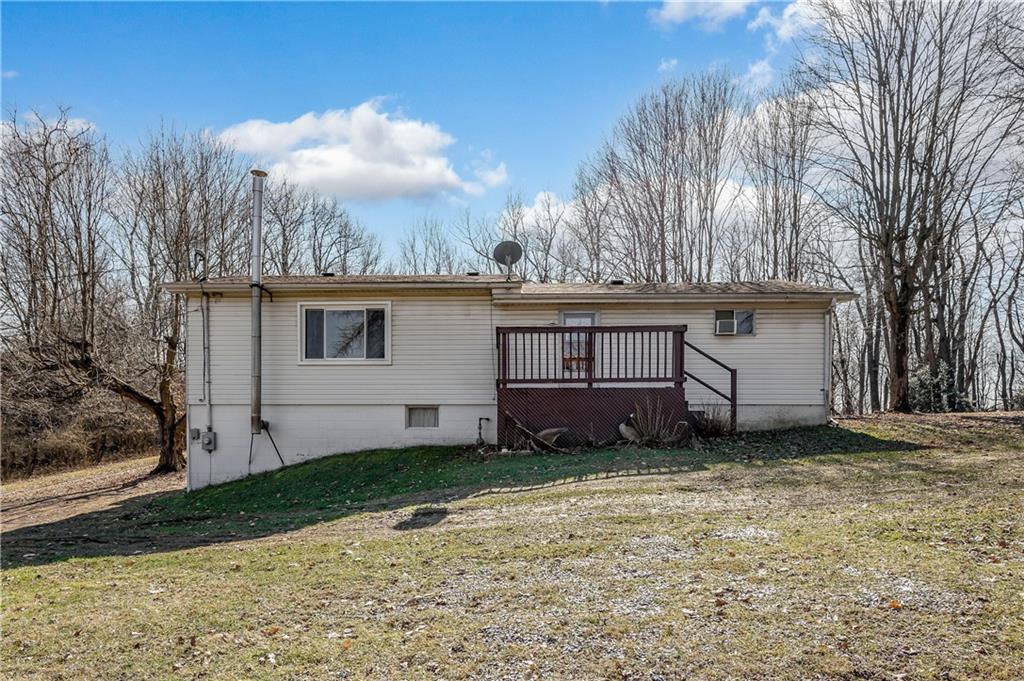 184 Oak Ridge Drive Butler, PA 16002 - Photo 1 of 16 a view of a house with a yard