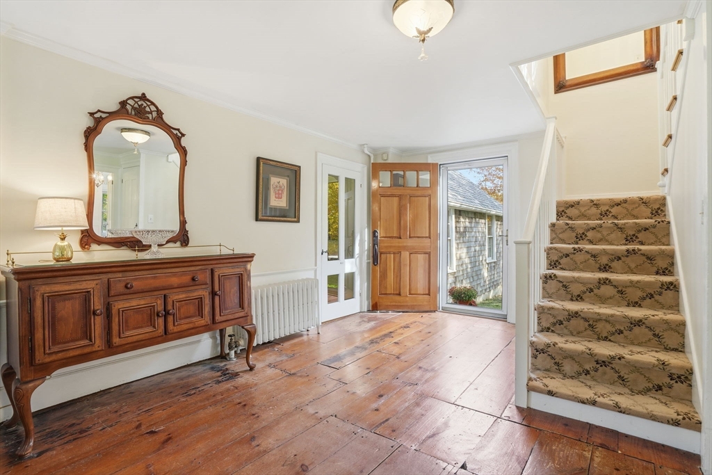 178 Main Street Plympton, MA 02367 - Photo 10 of 37 a view of hall way with mirror