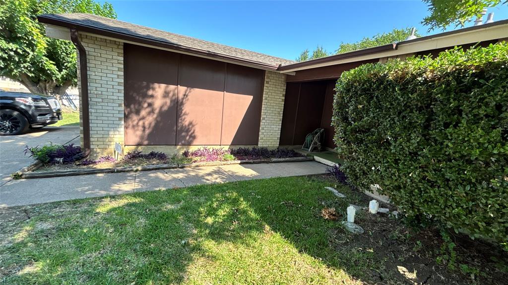 1117 High Point Road Arlington, TX 76015 - Photo 4 of 24
