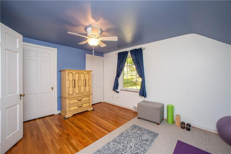 4765 Baptist Road Pittsburgh, PA 15227 - Photo 12 of 21 Gallery Image 12