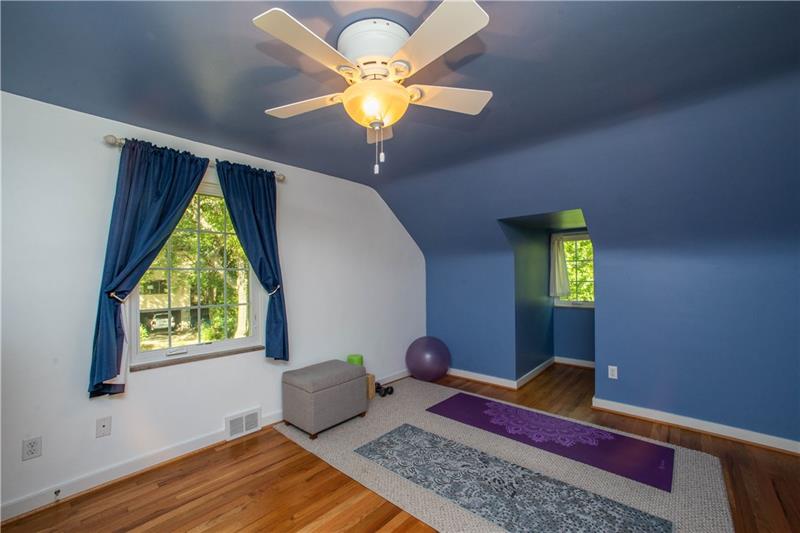 4765 Baptist Road Pittsburgh, PA 15227 - Photo 13 of 21 Gallery Image 13