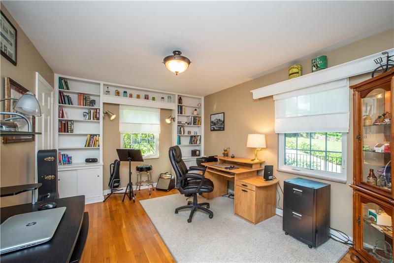 4765 Baptist Road Pittsburgh, PA 15227 - Photo 8 of 21 Gallery Image 8
