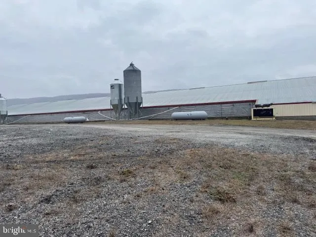 $750,000 | 18104 Stone Bridge Road, Spring Run, PA 17262