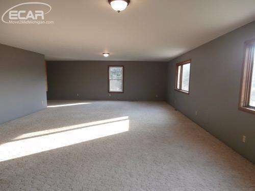 4728 Newburg Road Bancroft, MI 48414 - Photo 3 of 28 21237740-2.JPG
