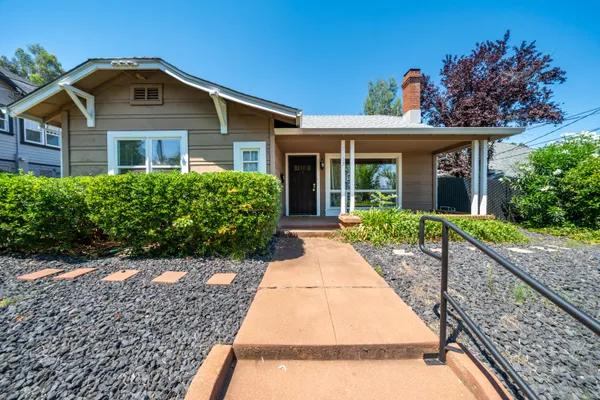 $349,000 | 1152 Willis Street, Redding, CA 96001