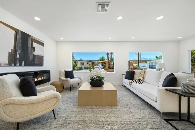 $299,000 | 33240 Westchester Drive, Thousand Palms, CA 92276