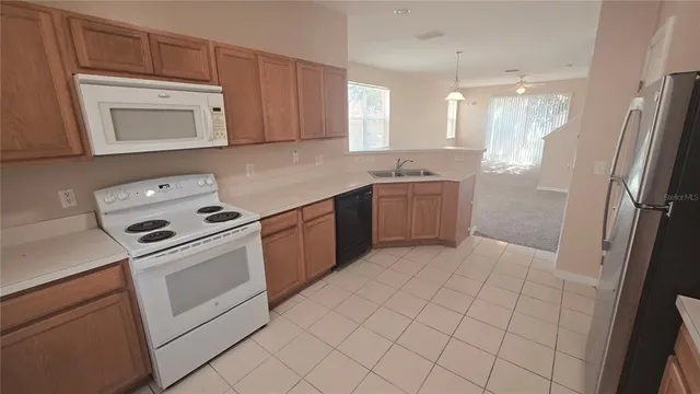 $1,800 | 7604 Acklins Road, Unit 7604, Kissimmee, FL 34747