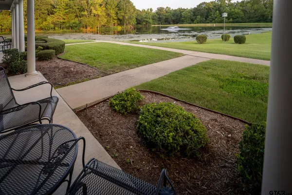 $269,500 | 1912 Hollylake Circle, Tyler, TX 75703