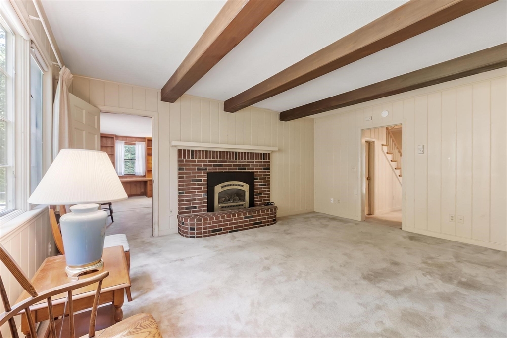 3 Highfield Road Gardner, MA 01440 - Photo 14 of 32