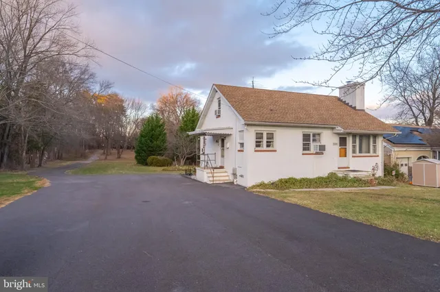 $300,000 | 5240 King Avenue, Rosedale, MD 21237