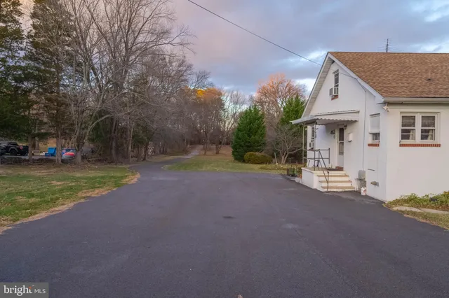 $300,000 | 5240 King Avenue, Rosedale, MD 21237