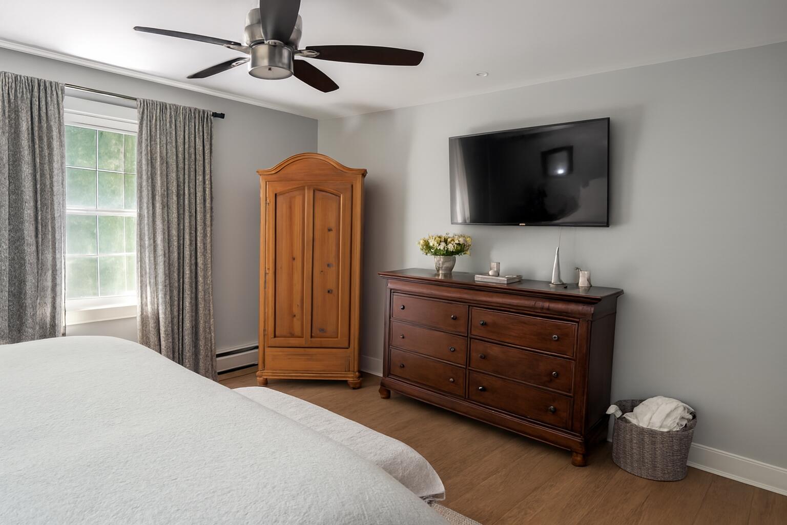 39 South Ridge Road Falmouth, ME 04105 - Photo 11 of 26 Primary Bedroom