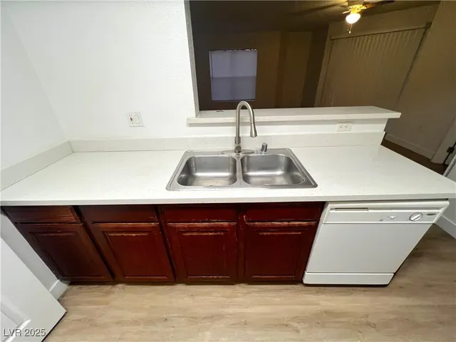 $950 | 6800 East Lake Mead Boulevard, Unit 1083, Las Vegas, NV 89156