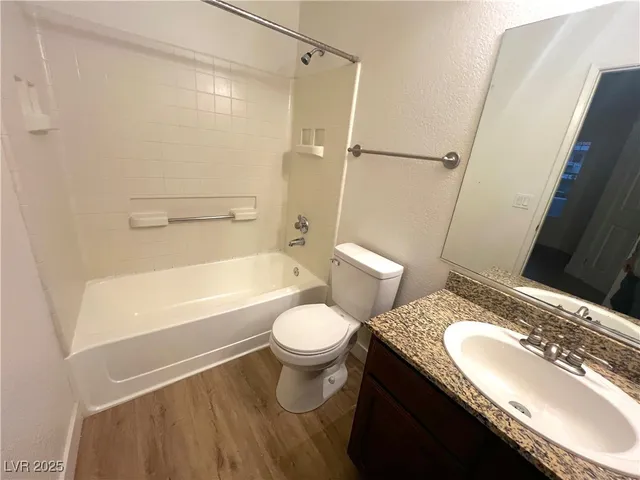 $950 | 6800 East Lake Mead Boulevard, Unit 1083, Las Vegas, NV 89156