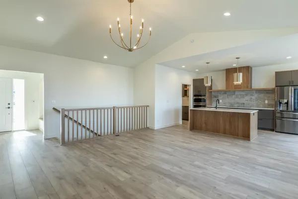 $769,900 | 8319 59th Street South, Horace, ND 58047
