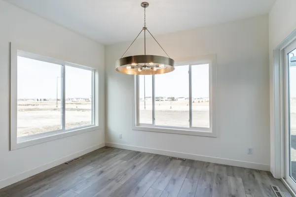 $769,900 | 8319 59th Street South, Horace, ND 58047
