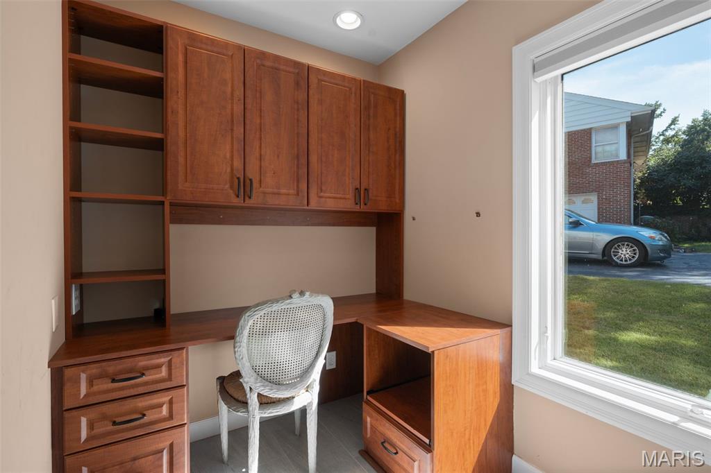 431 Clif Side Drive Glendale, MO 63122 - Photo 22 of 59