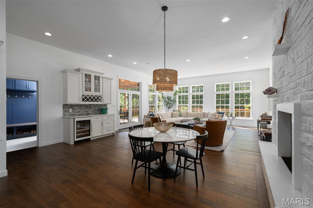 431 Clif Side Drive Glendale, MO 63122 - Photo 9 of 59