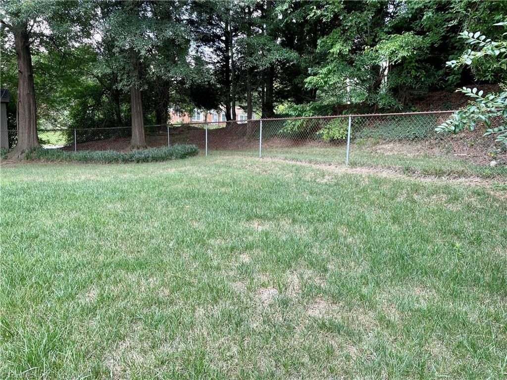 3801 Rolling Road High Point, NC 27265 - Photo 19 of 20