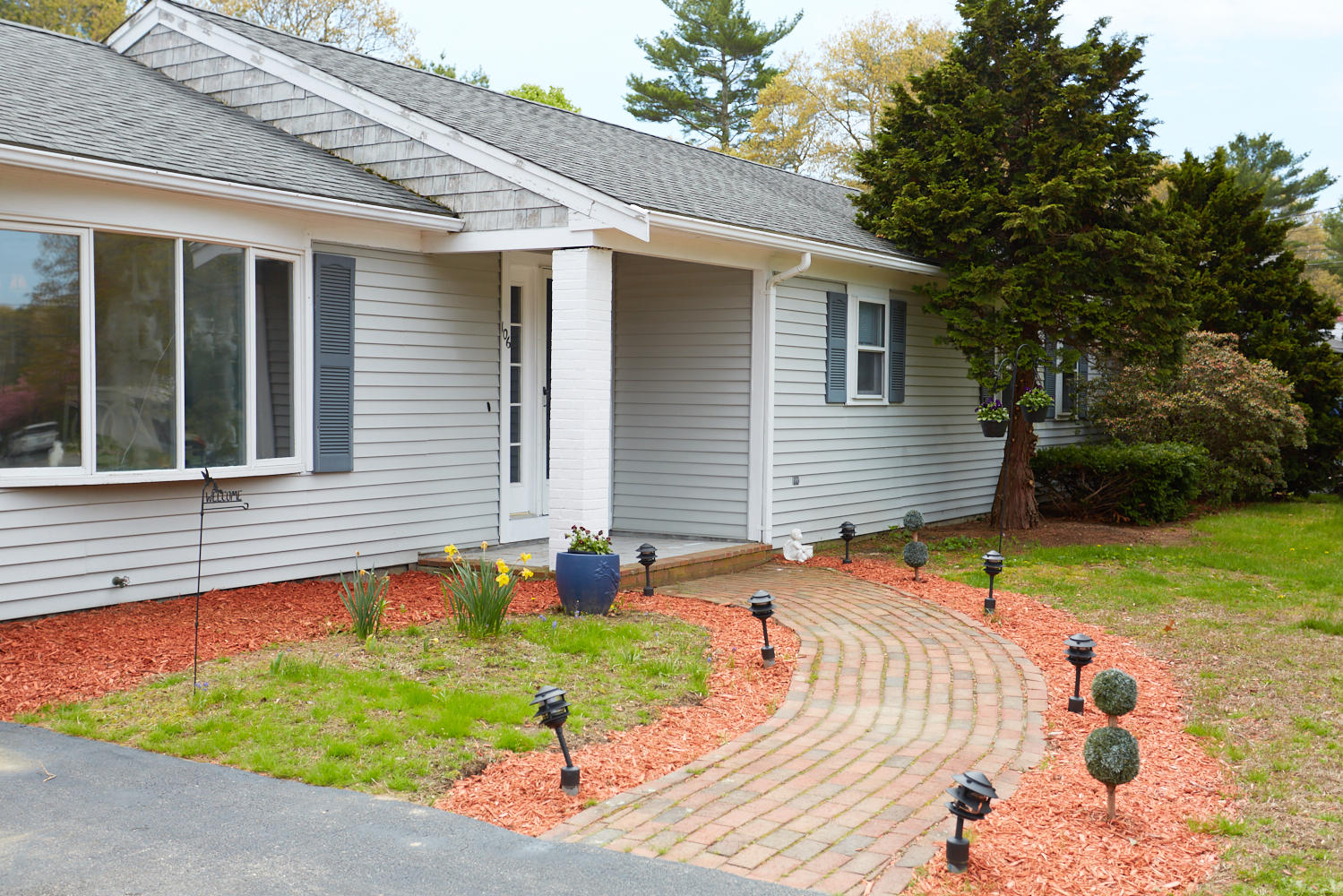 106 Foxglove Road Centerville, MA 02632 - Photo 4 of 23 a front view of house with yard