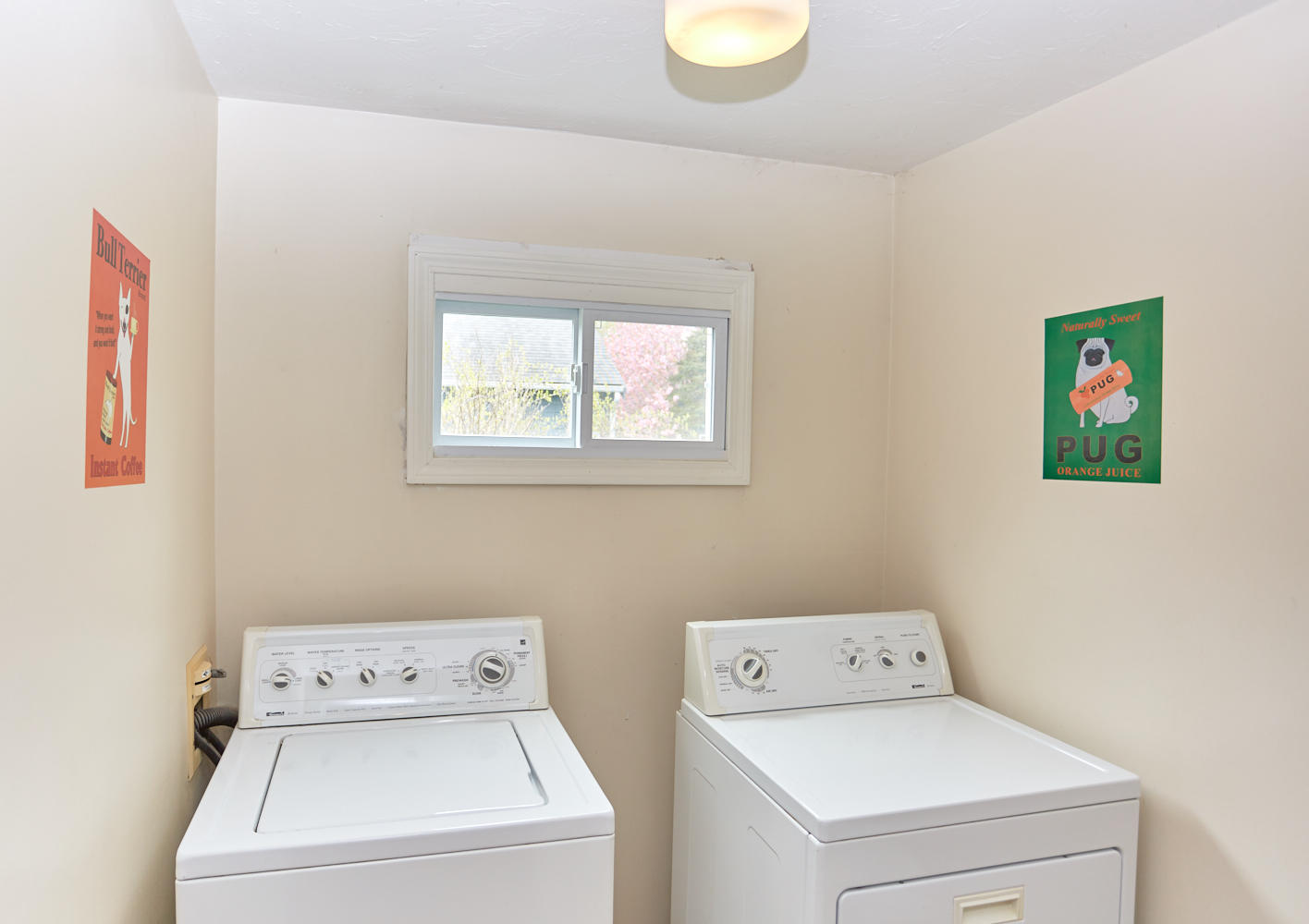 106 Foxglove Road Centerville, MA 02632 - Photo 8 of 23 a utility room with dryer and washer