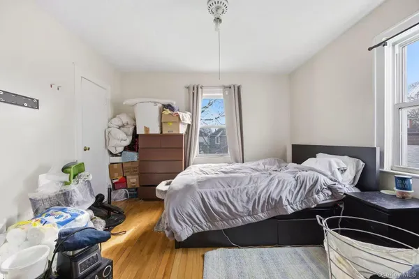 $1,299,000 | 211-14 46th Avenue | Bayside