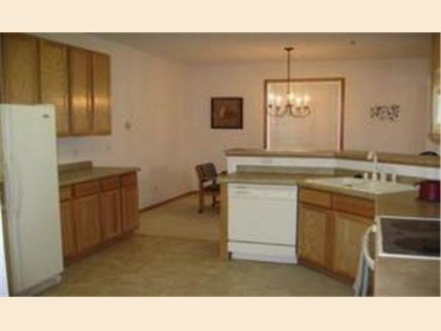 2839 Agate Place Northwest Rochester, MN 55901 - Photo 5 of 7