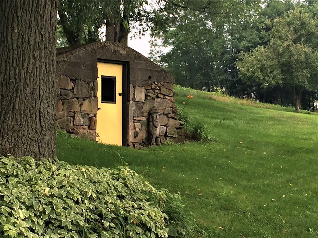 1091 Old State Road New Castle, PA 16101 - Photo 16 of 17