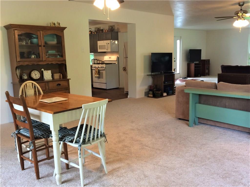 1091 Old State Road New Castle, PA 16101 - Photo 3 of 17