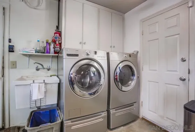 $975,000 | 214 Deddie Terrace, Fallbrook, CA 92028