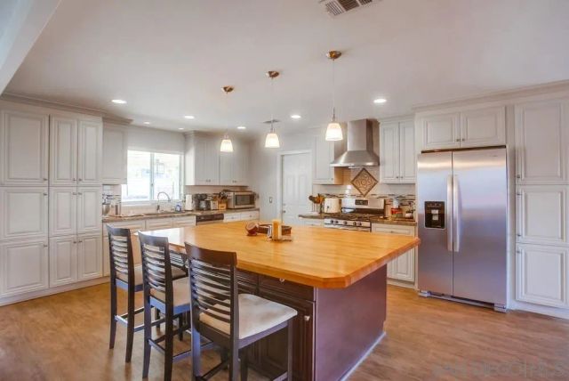 $975,000 | 214 Deddie Terrace, Fallbrook, CA 92028