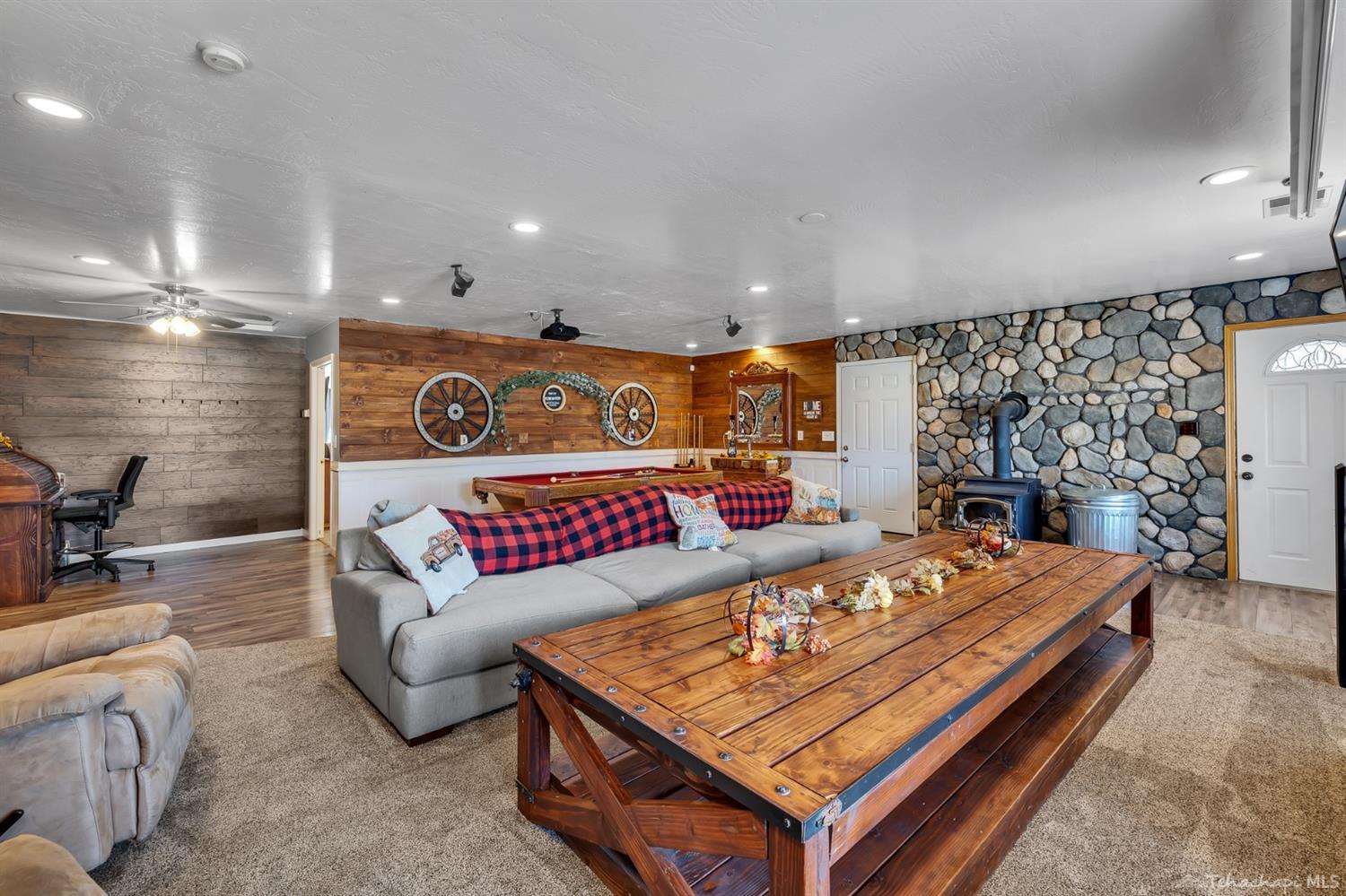 17681 Busher Way Tehachapi, CA 93561 - Photo 30 of 55 Gallery Image 30