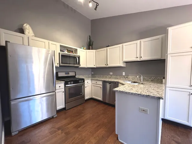 $289,000 | 801 North 1st Street, Elburn, IL 60119