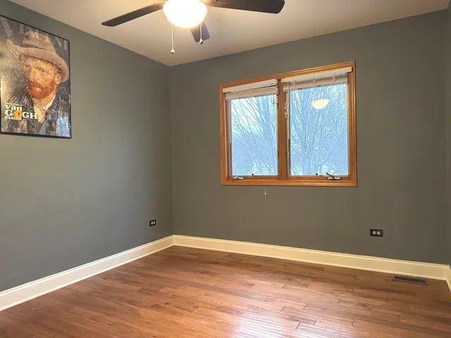 $289,000 | 801 North 1st Street, Elburn, IL 60119