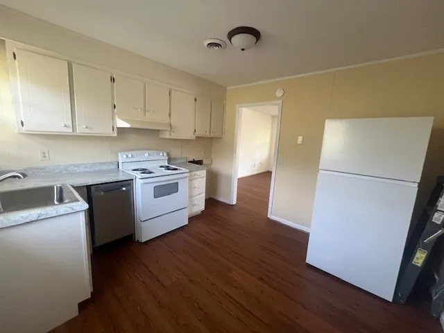 $900 | 336 Pelham Creek Drive, Seneca, SC 29678