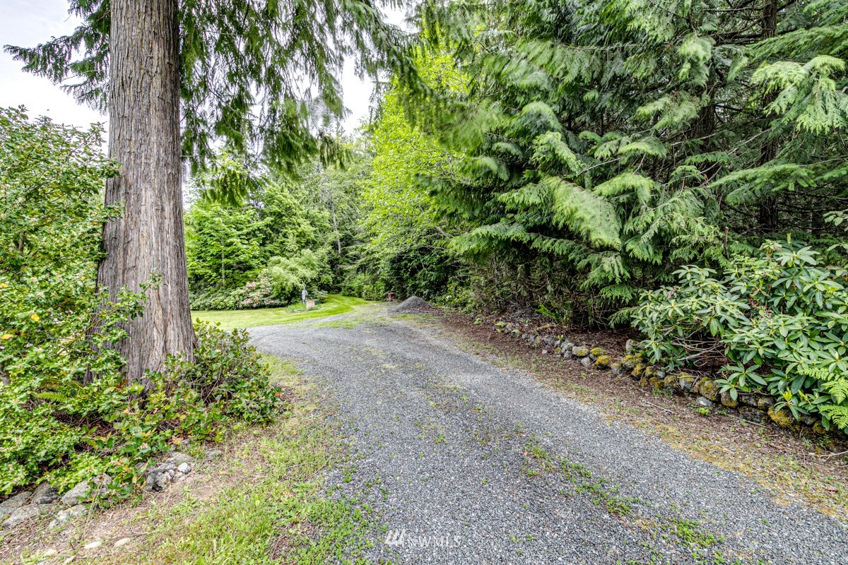 333 Southridge Road Port Angeles, WA 98363 - Photo 3 of 38 Gallery Image 3