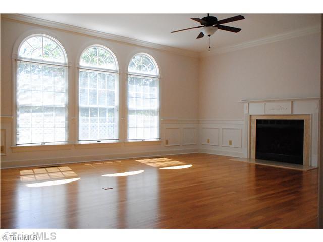 1608 Slane Road Clemmons, NC 27012 - Photo 2 of 16 Den/Family/Great Room.