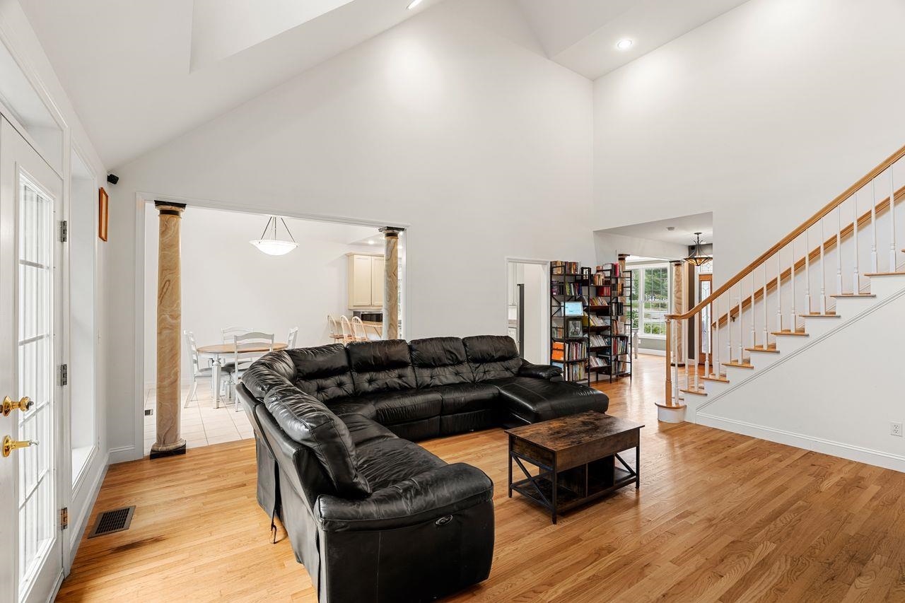 5 Sunrise Boulevard Hooksett, NH 03106 - Photo 11 of 39