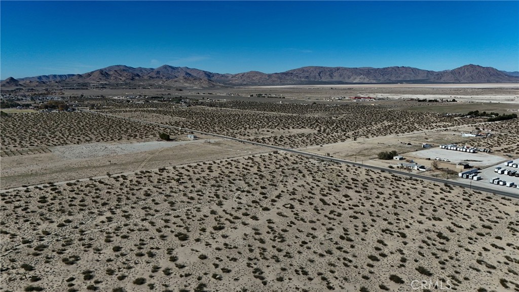 788 Old Woman Springs Road Lucerne Valley, CA 92356 - Photo 2 of 10
